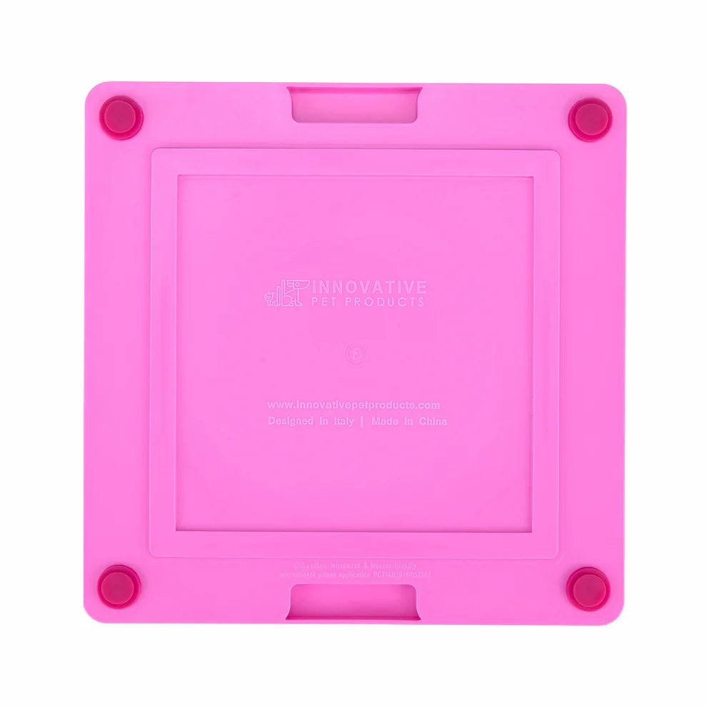 LickiMat ® Tuff Pro Soother ™